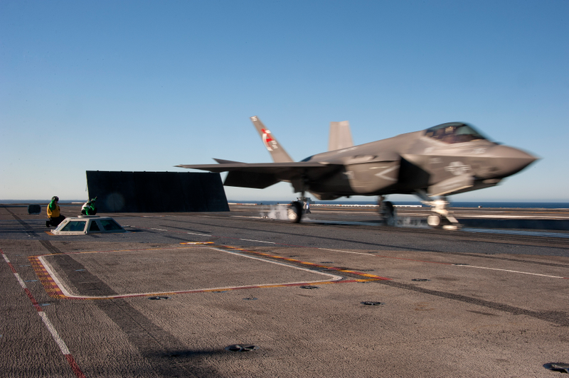 Illustration for article titled Week One Of The F-35C's Initial Ship Trials In Stunning Imagery